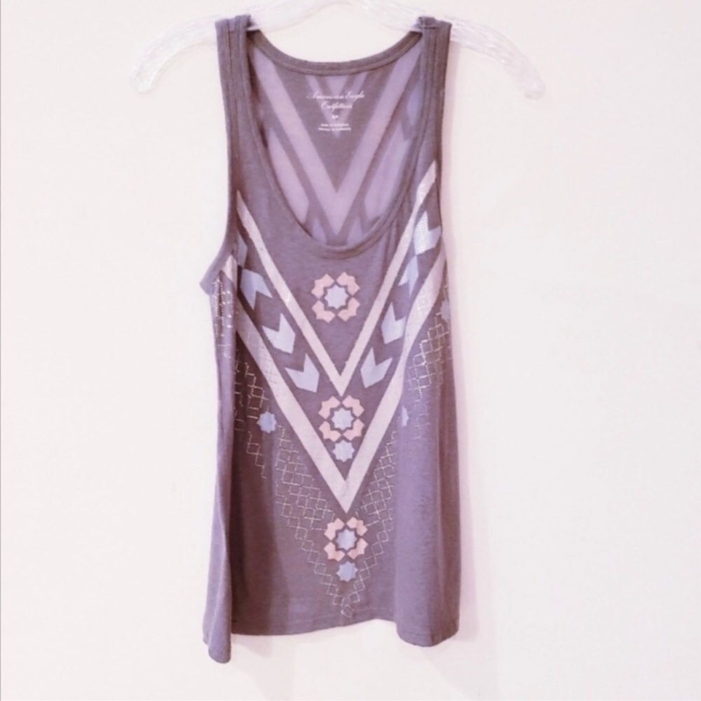 💜 3 for $18 or 5 for $25 💜 American Eagle tan ikat tank top